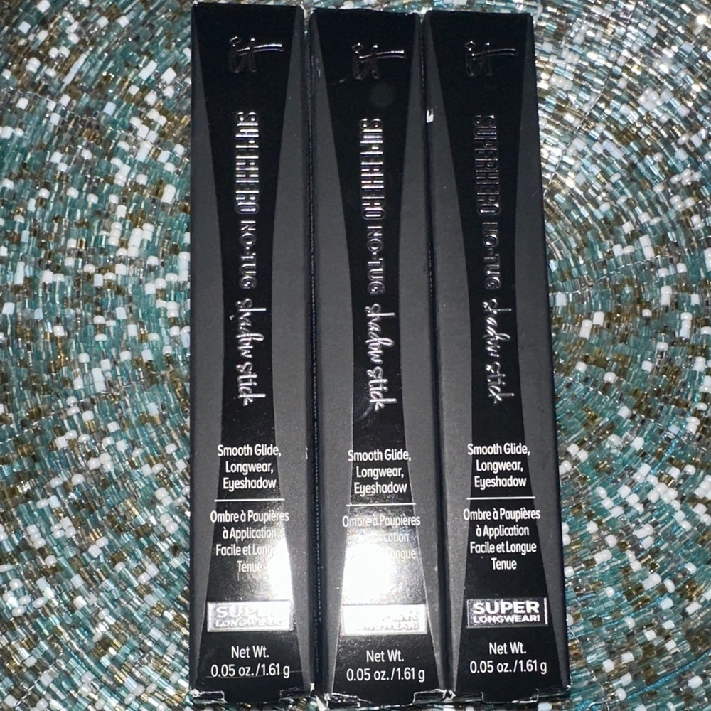 IT Cosmetics Superhero No-Tug Shadow Stick Trio - Bold Bubbly & Mighty Mauve NEW